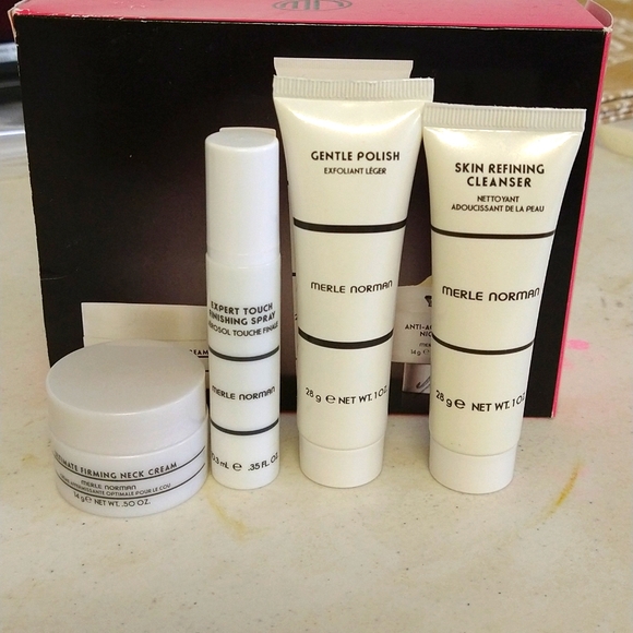 Merle Norman Other - Merle Norman Bundle Set